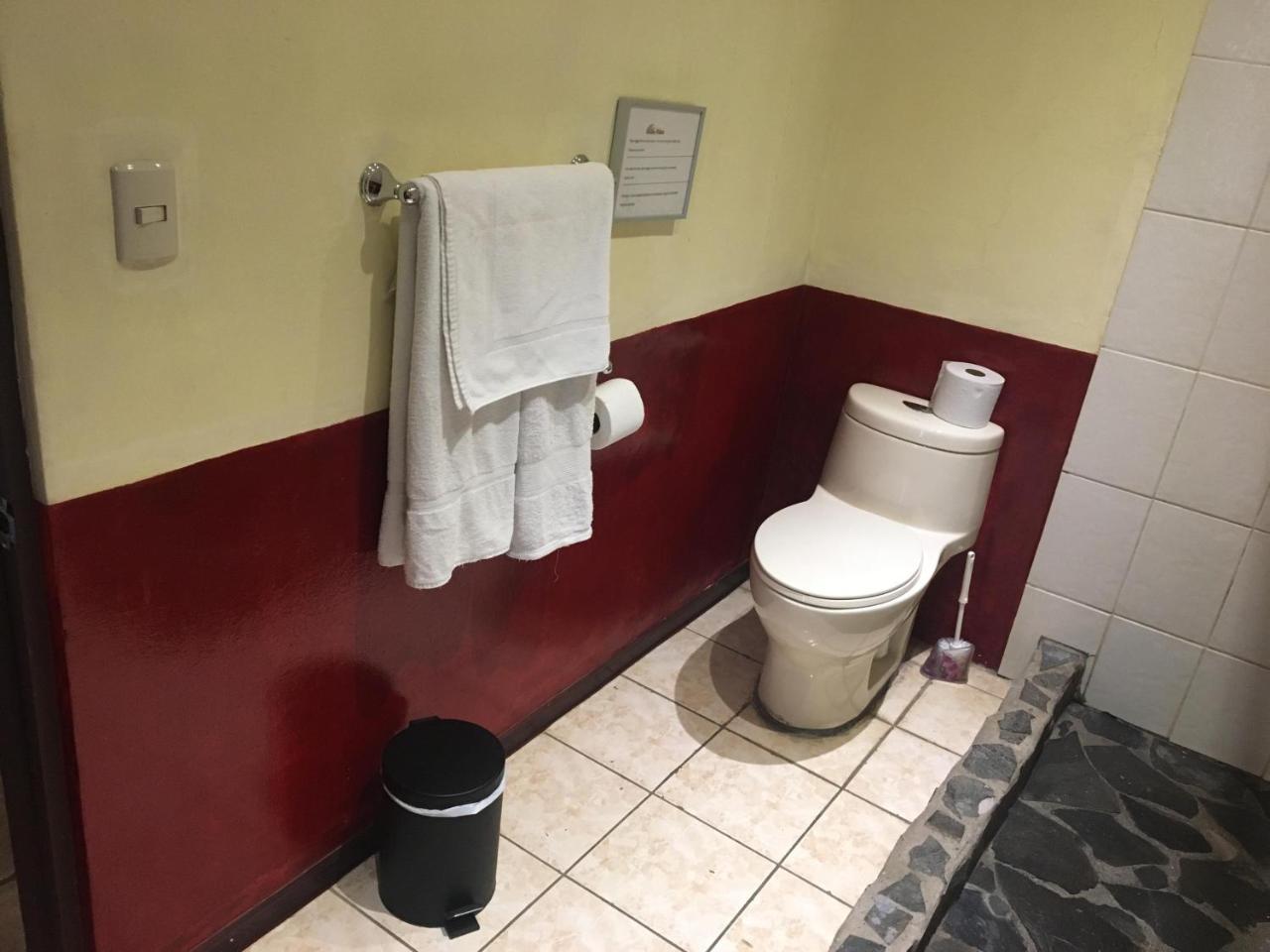Dushi Vida Country Inn Alajuela Екстериор снимка